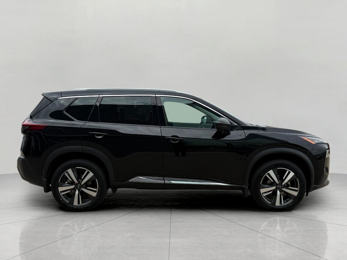 2023 Nissan Rogue AWD SL