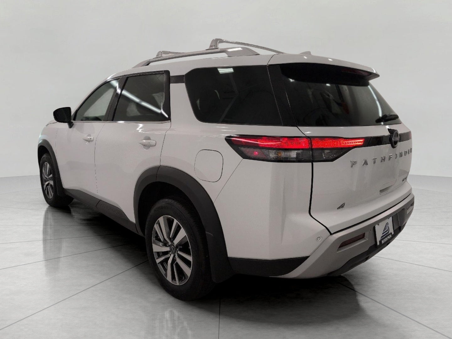 2025 Nissan Pathfinder SL - Photo 20