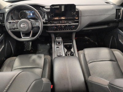 2025 Nissan Pathfinder SL 4WD