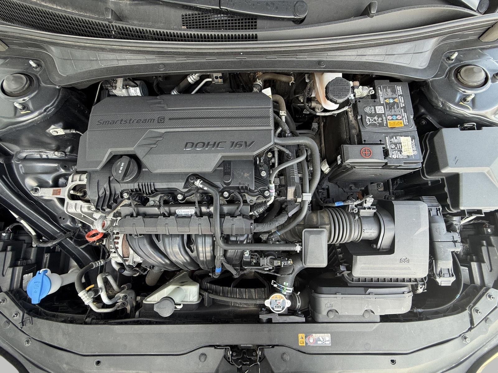 2022 Hyundai Elantra SEL IVT