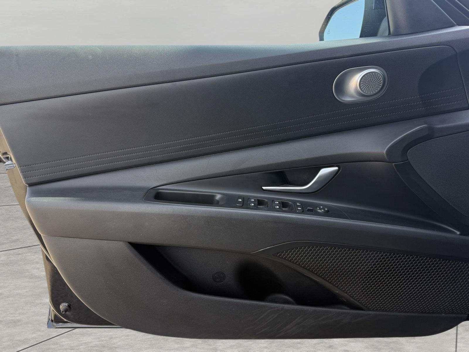 2022 Hyundai Elantra SEL IVT