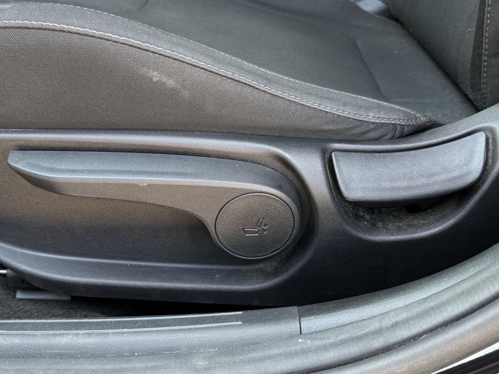2022 Hyundai Elantra SEL IVT