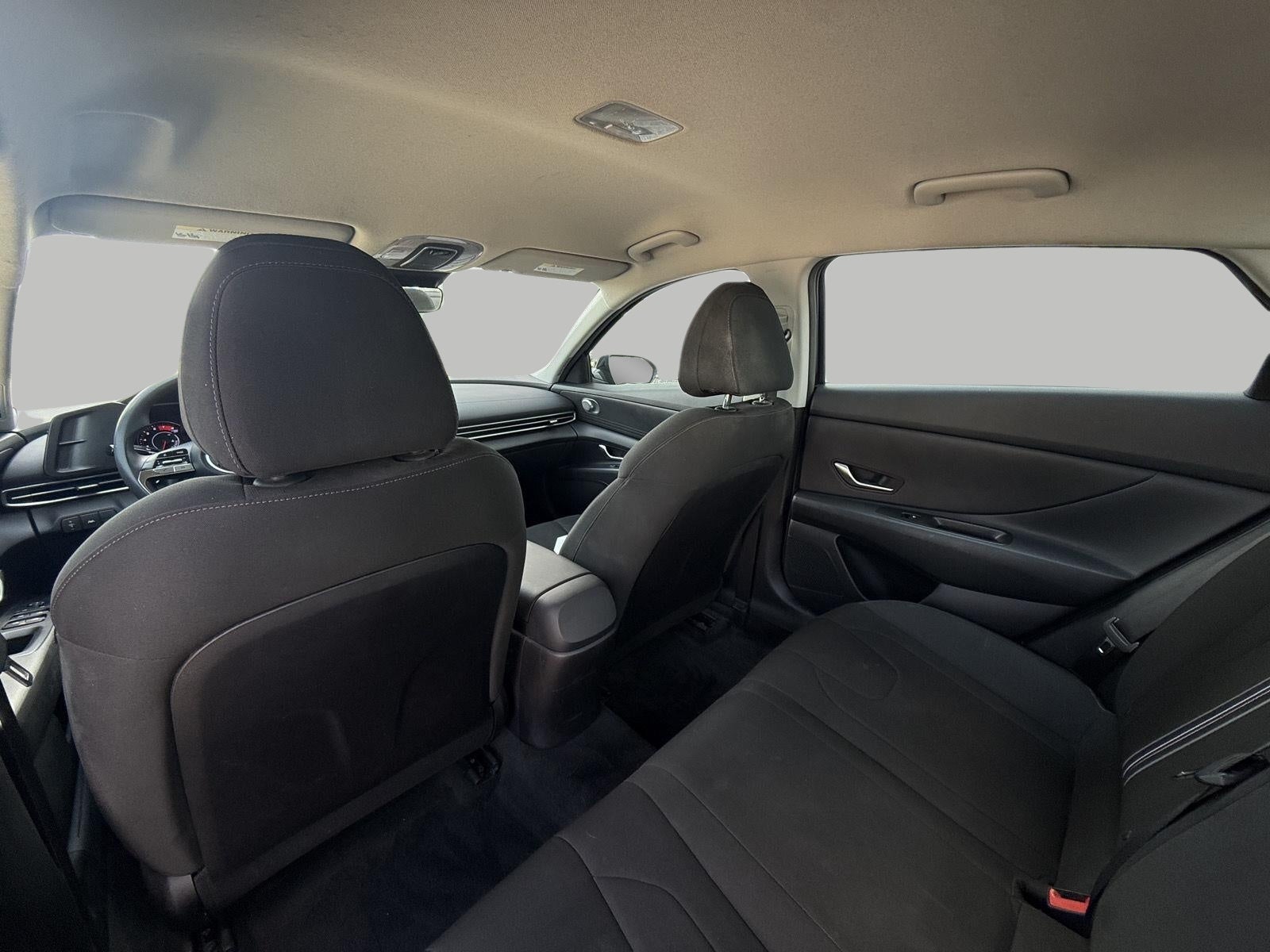 2022 Hyundai Elantra SEL IVT