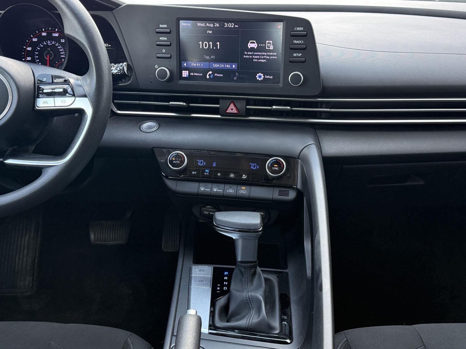 2022 Hyundai Elantra SEL IVT