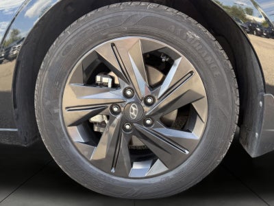 2022 Hyundai Elantra SEL IVT