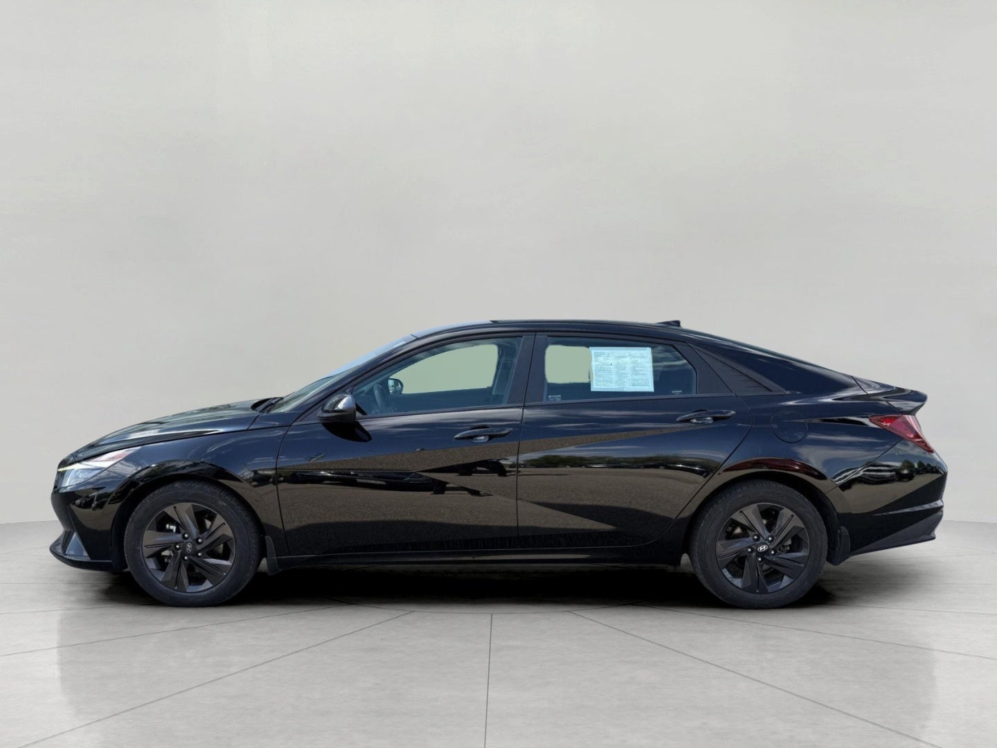 2022 Hyundai Elantra SEL IVT