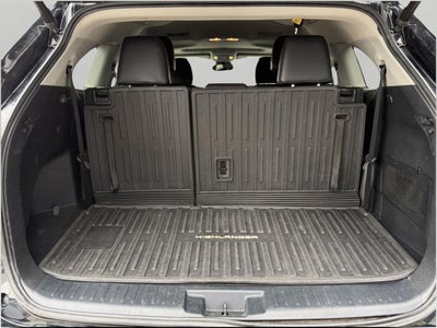 2022 Toyota Highlander XLE AWD (Natl)