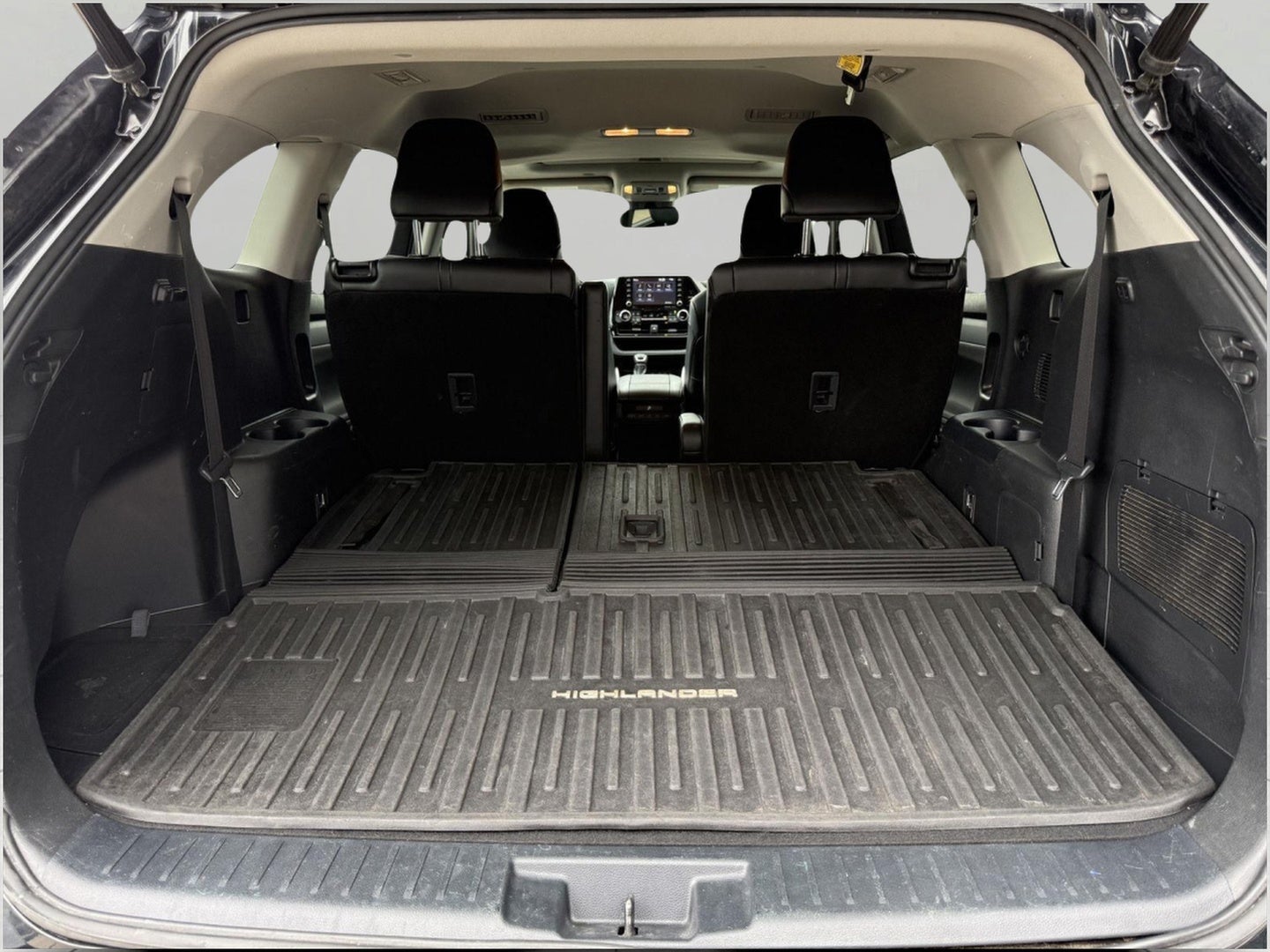 2022 Toyota Highlander XLE AWD (Natl)