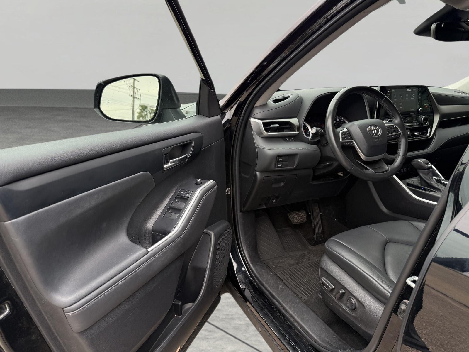 2022 Toyota Highlander XLE AWD (Natl)