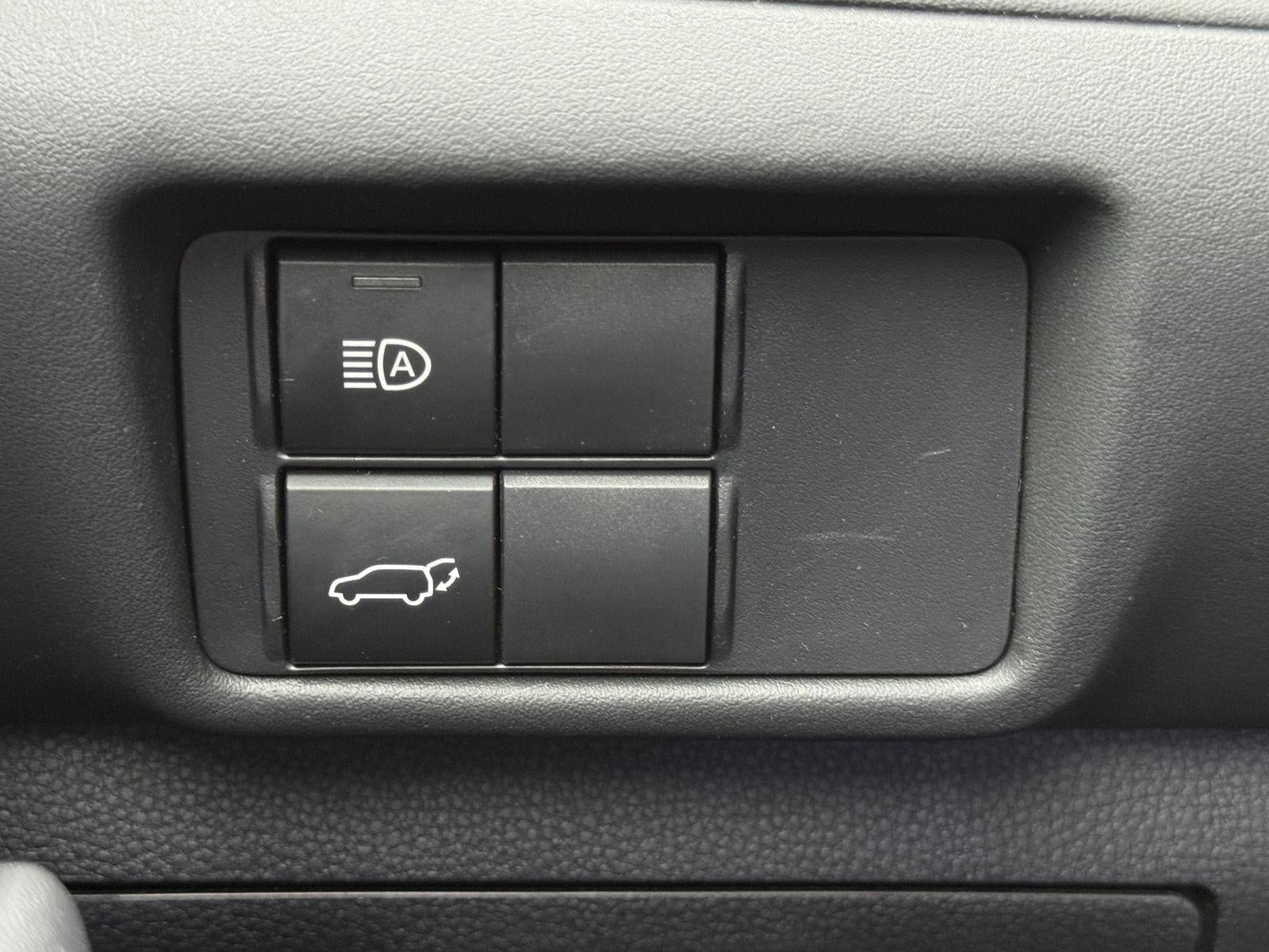 2022 Toyota Highlander XLE AWD (Natl)