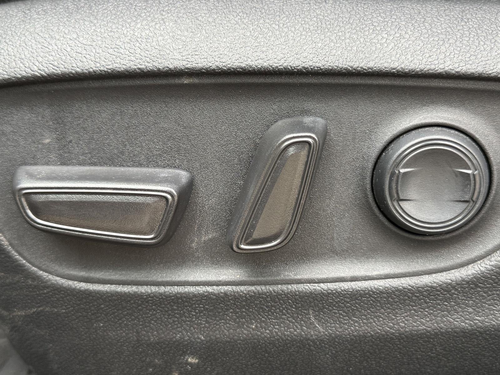 2022 Toyota Highlander XLE AWD (Natl)
