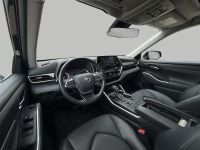 2022 Toyota Highlander XLE AWD (Natl)