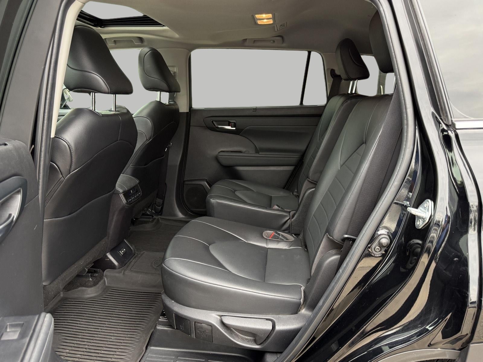 2022 Toyota Highlander XLE AWD (Natl)