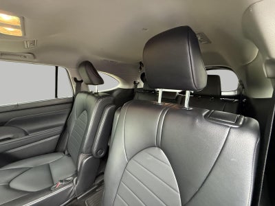 2022 Toyota Highlander XLE AWD (Natl)