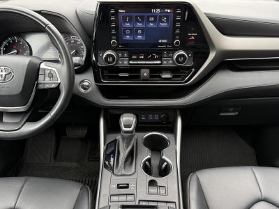 2022 Toyota Highlander XLE AWD (Natl)