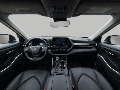 2022 Toyota Highlander XLE AWD (Natl)
