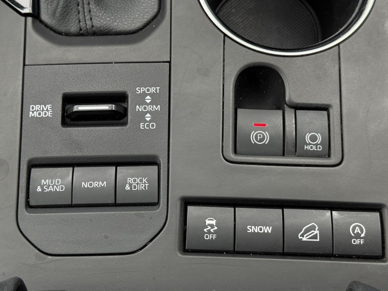 2022 Toyota Highlander XLE AWD (Natl)