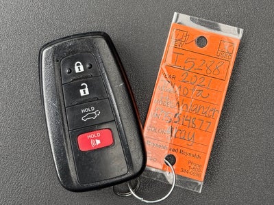 2021 Toyota Highlander Hybrid XLE