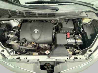 2018 Toyota Sienna XLE
