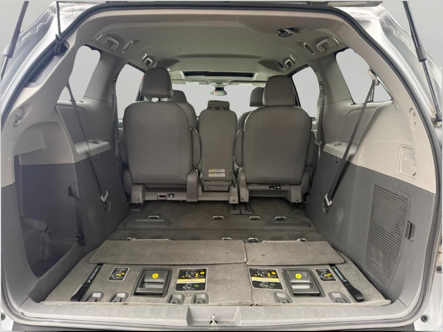 2018 Toyota Sienna XLE