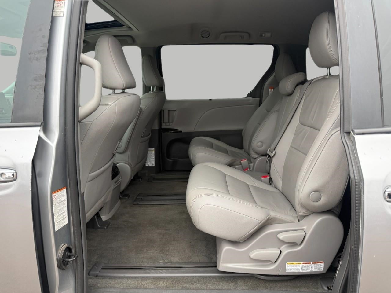2018 Toyota Sienna XLE