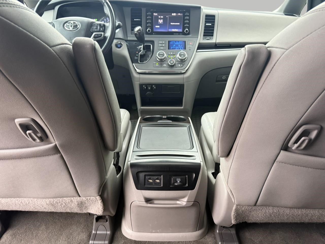 2018 Toyota Sienna XLE