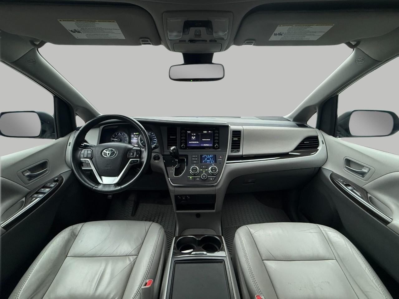 2018 Toyota Sienna XLE