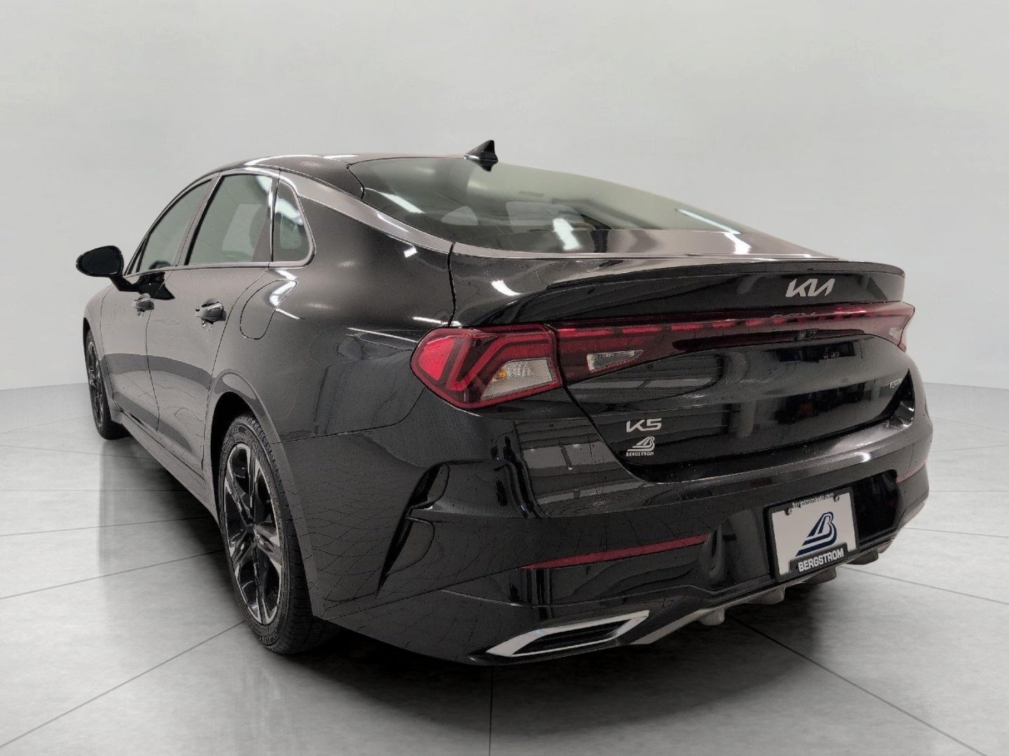 2024 Kia K5 GT-Line Auto AWD