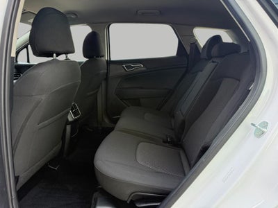 2025 Kia Sportage LX AWD