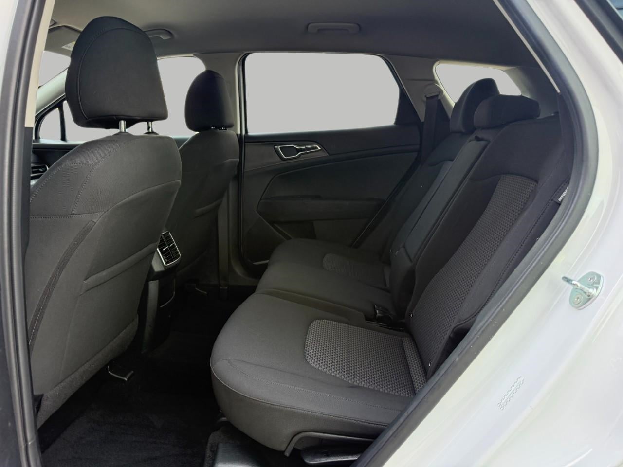 2025 Kia Sportage LX AWD