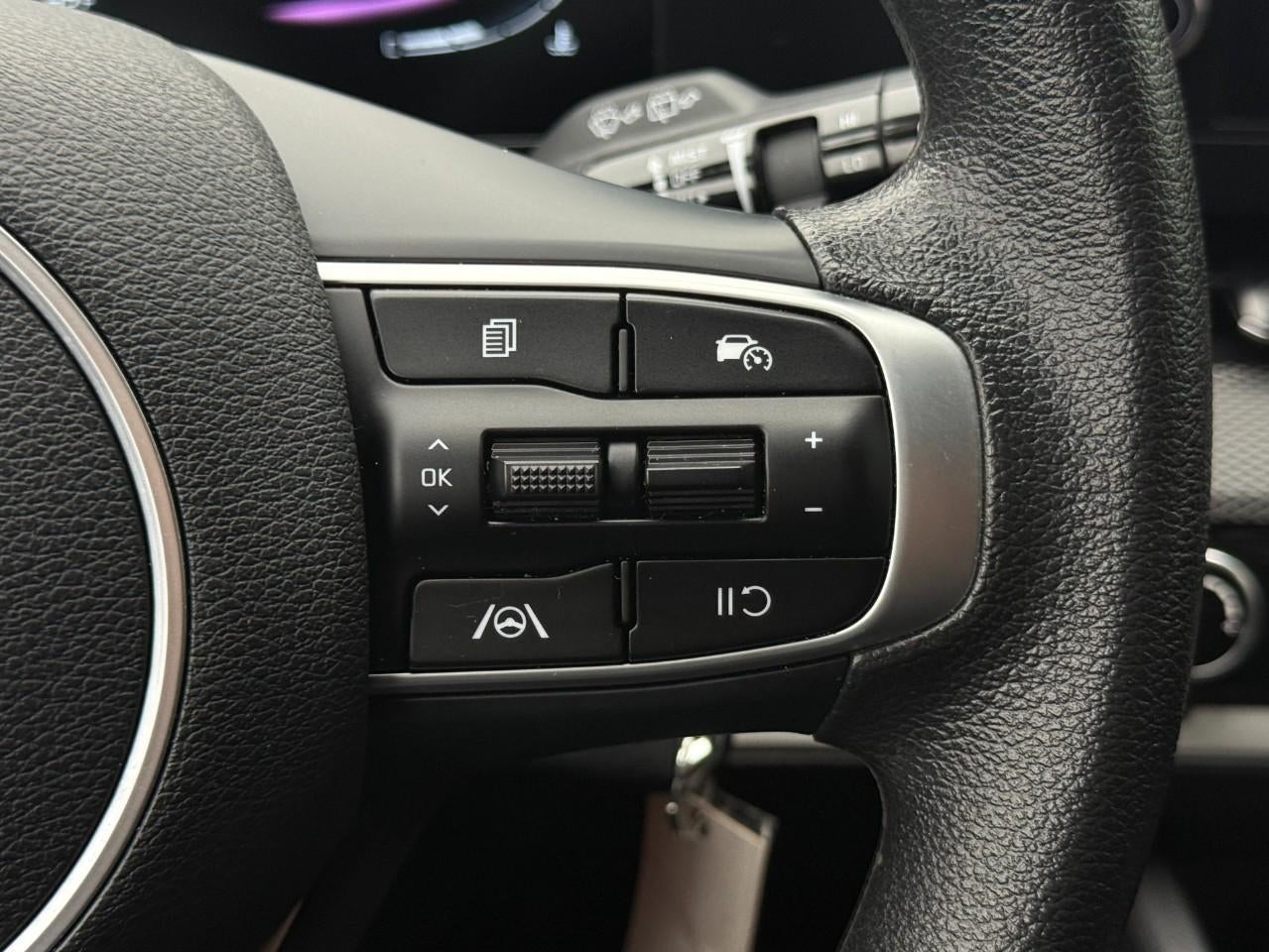 2025 Kia Sportage LX AWD