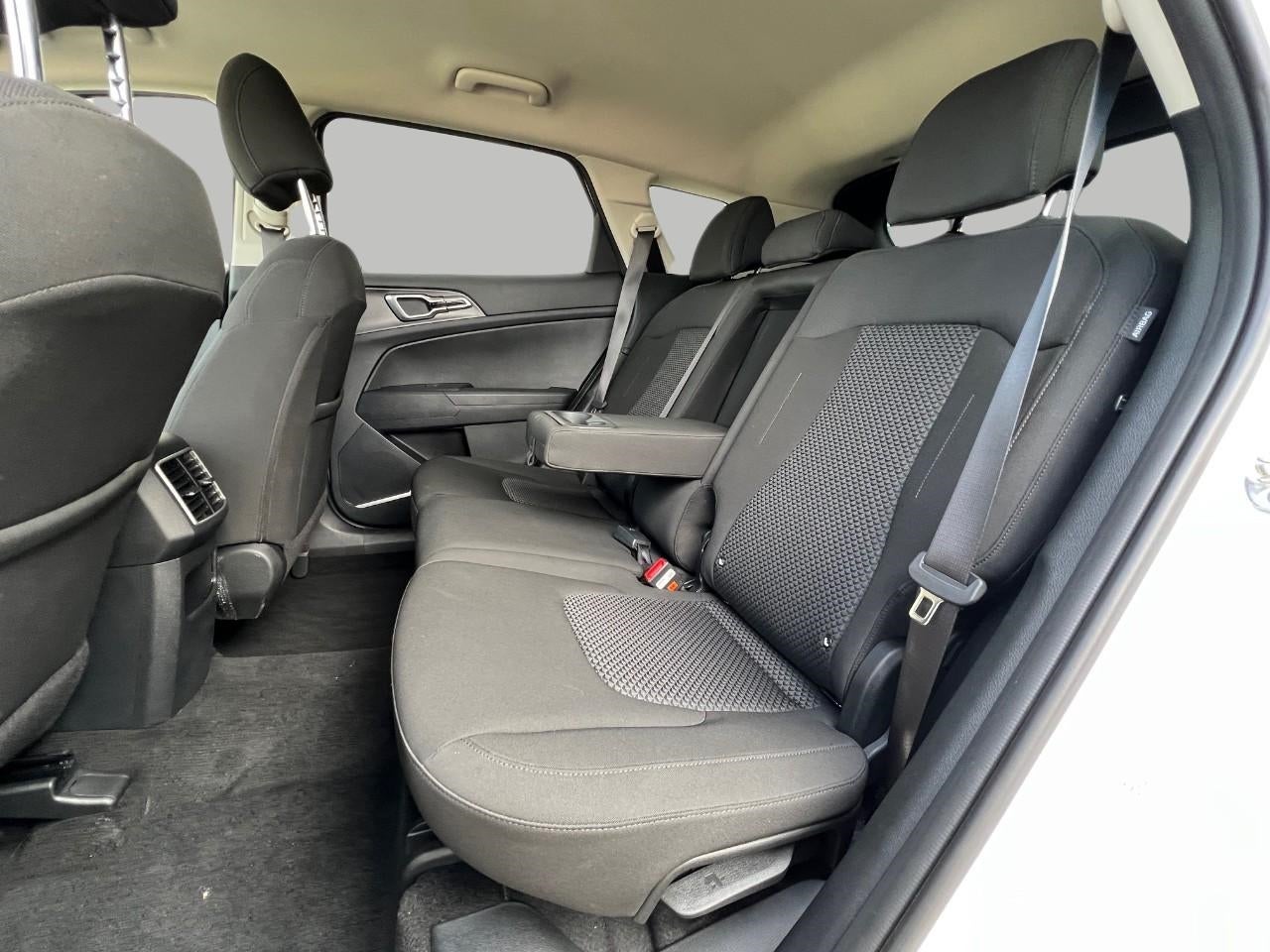 2025 Kia Sportage LX AWD