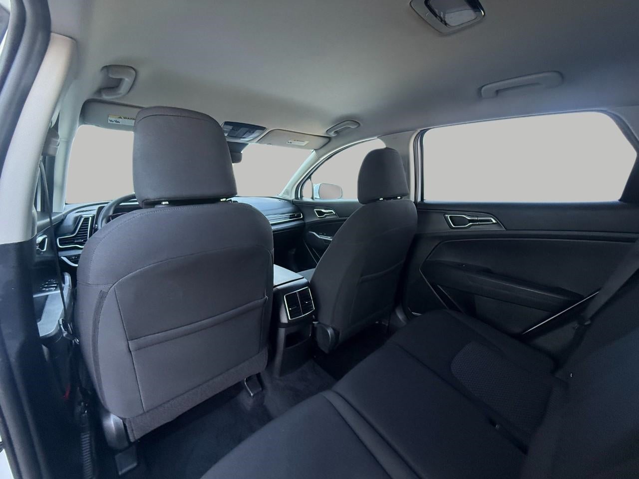 2025 Kia Sportage LX AWD