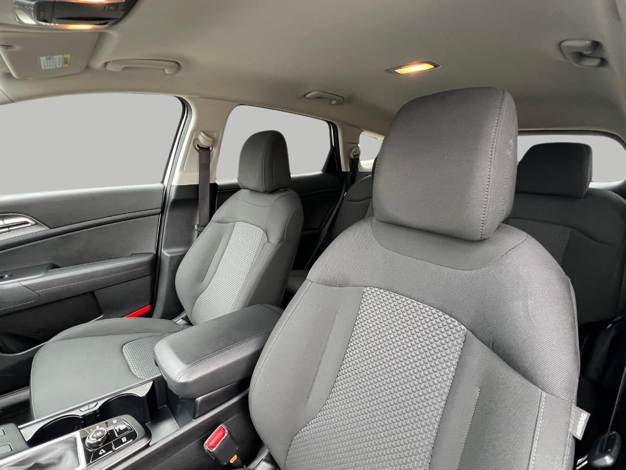 2025 Kia Sportage LX AWD