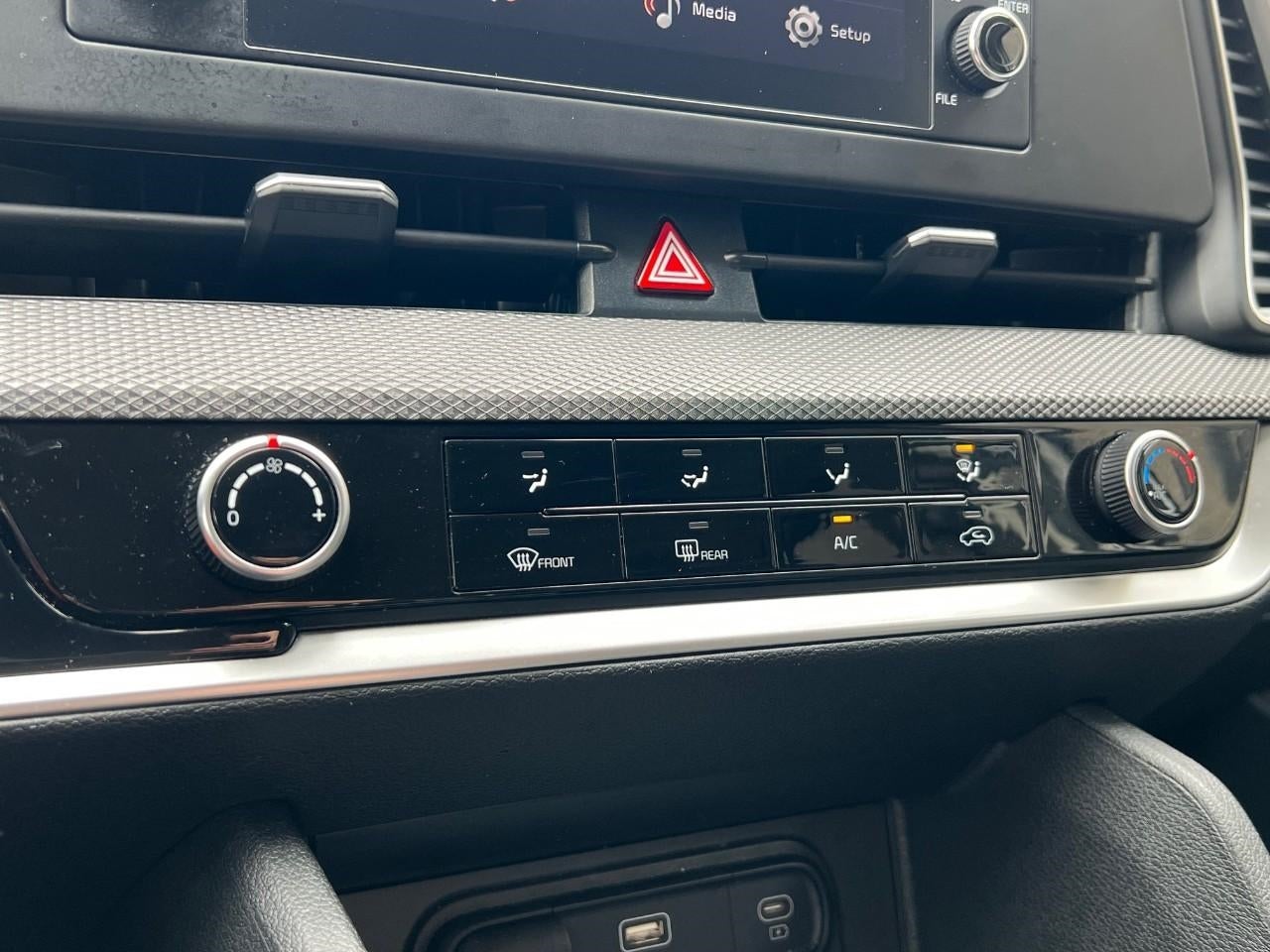 2025 Kia Sportage LX AWD