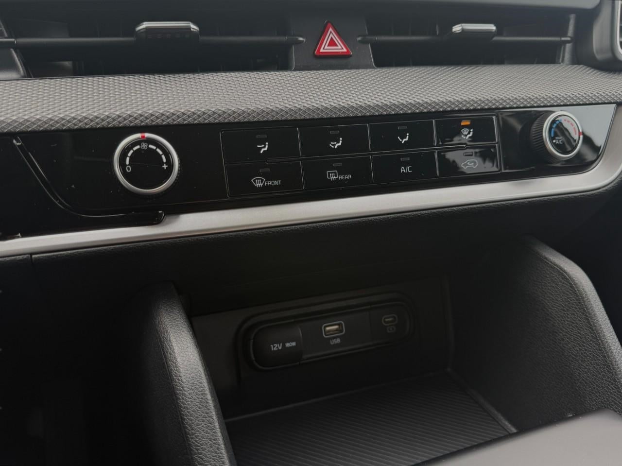 2025 Kia Sportage LX AWD