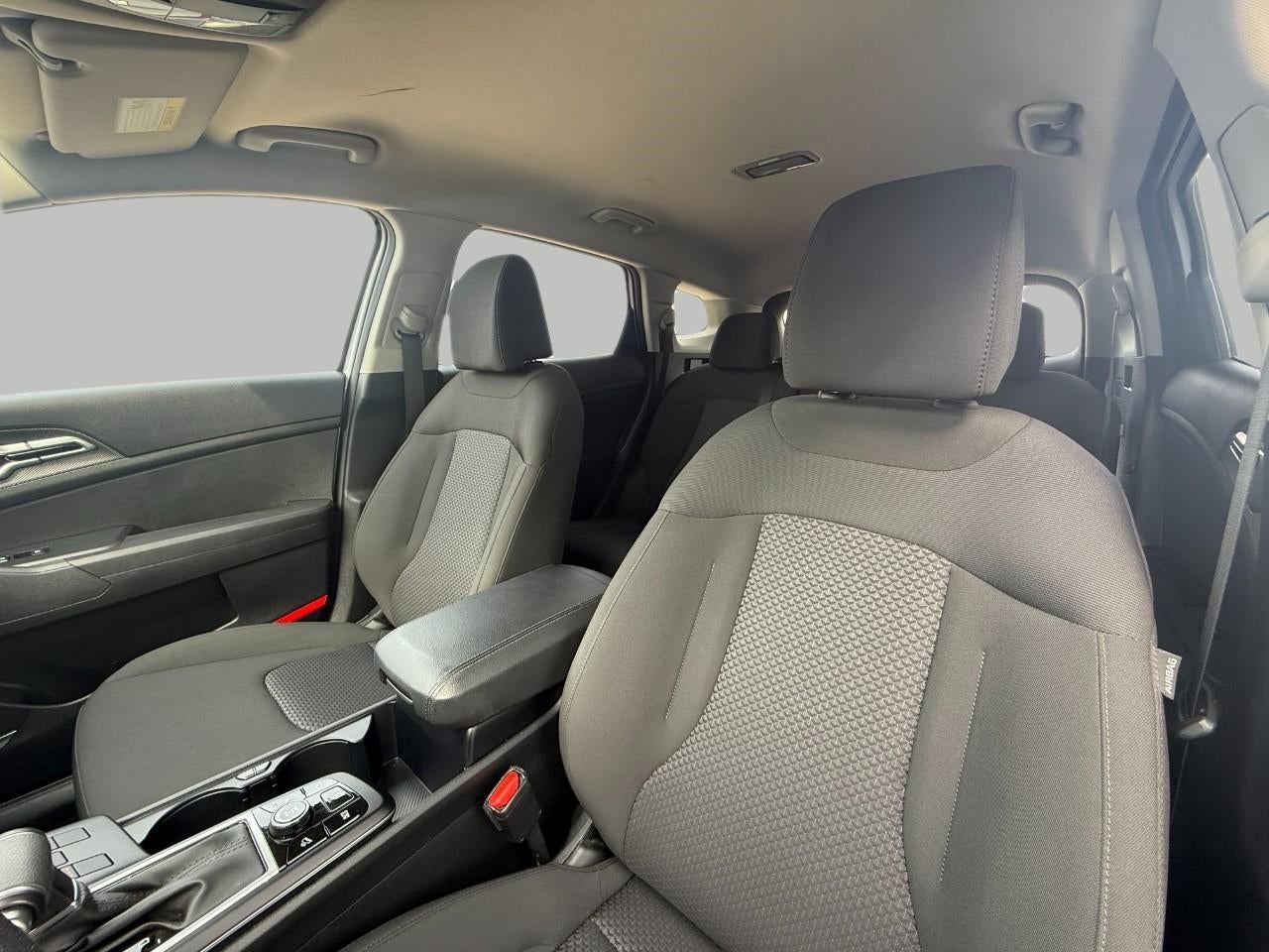 2025 Kia Sportage LX AWD