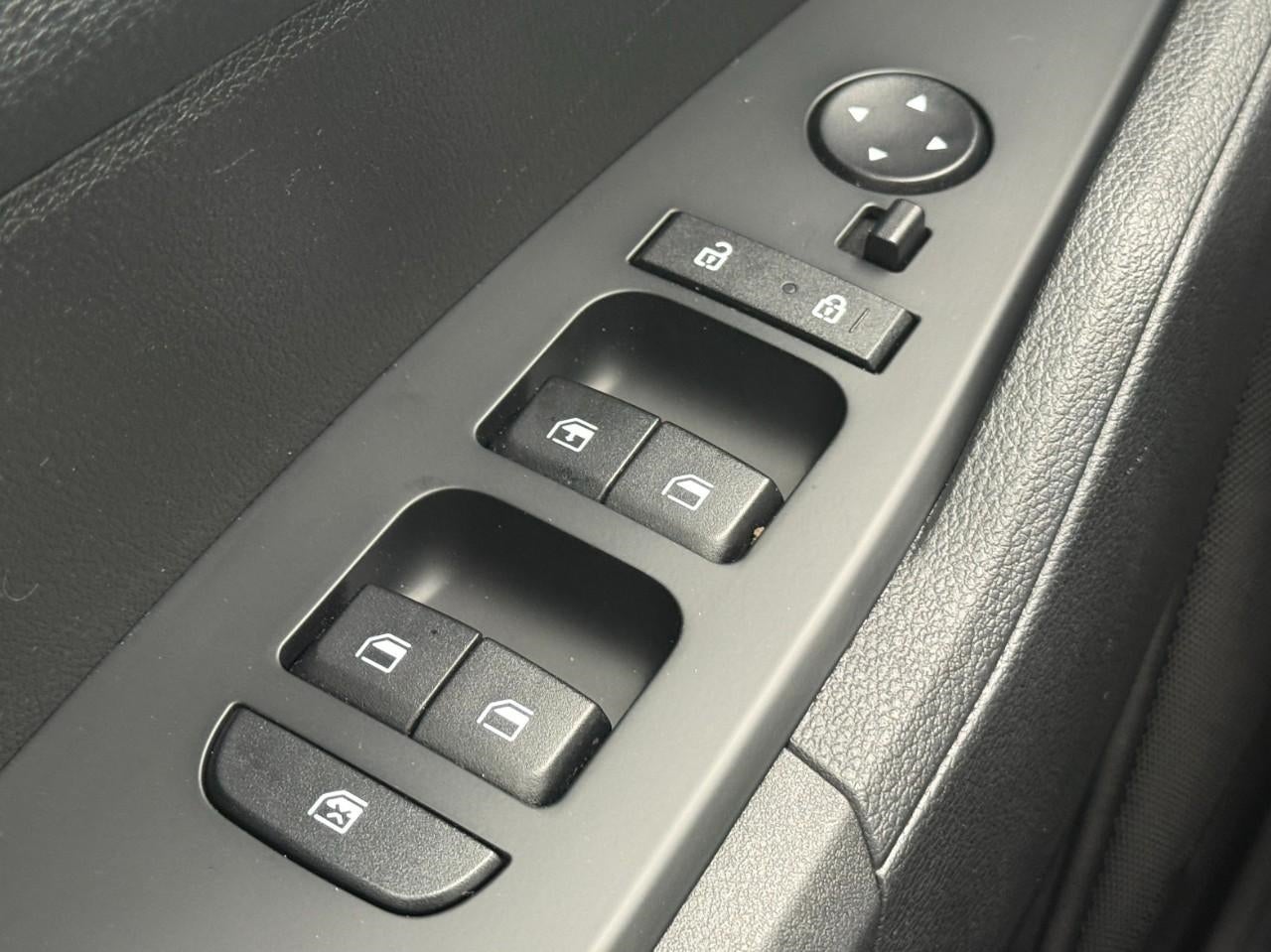 2025 Kia Sportage LX AWD