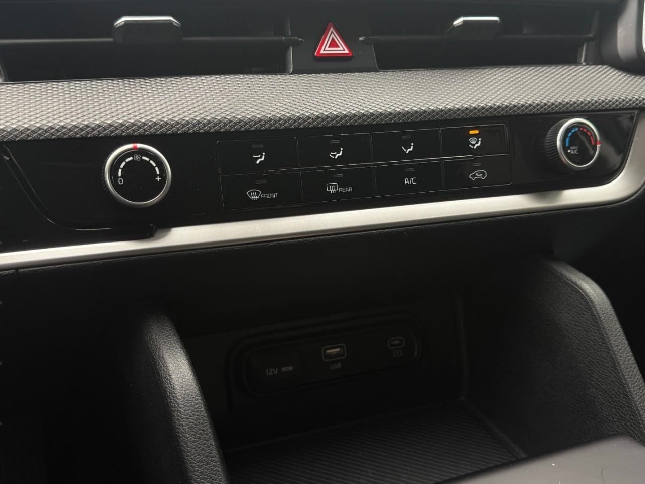 2025 Kia Sportage LX AWD