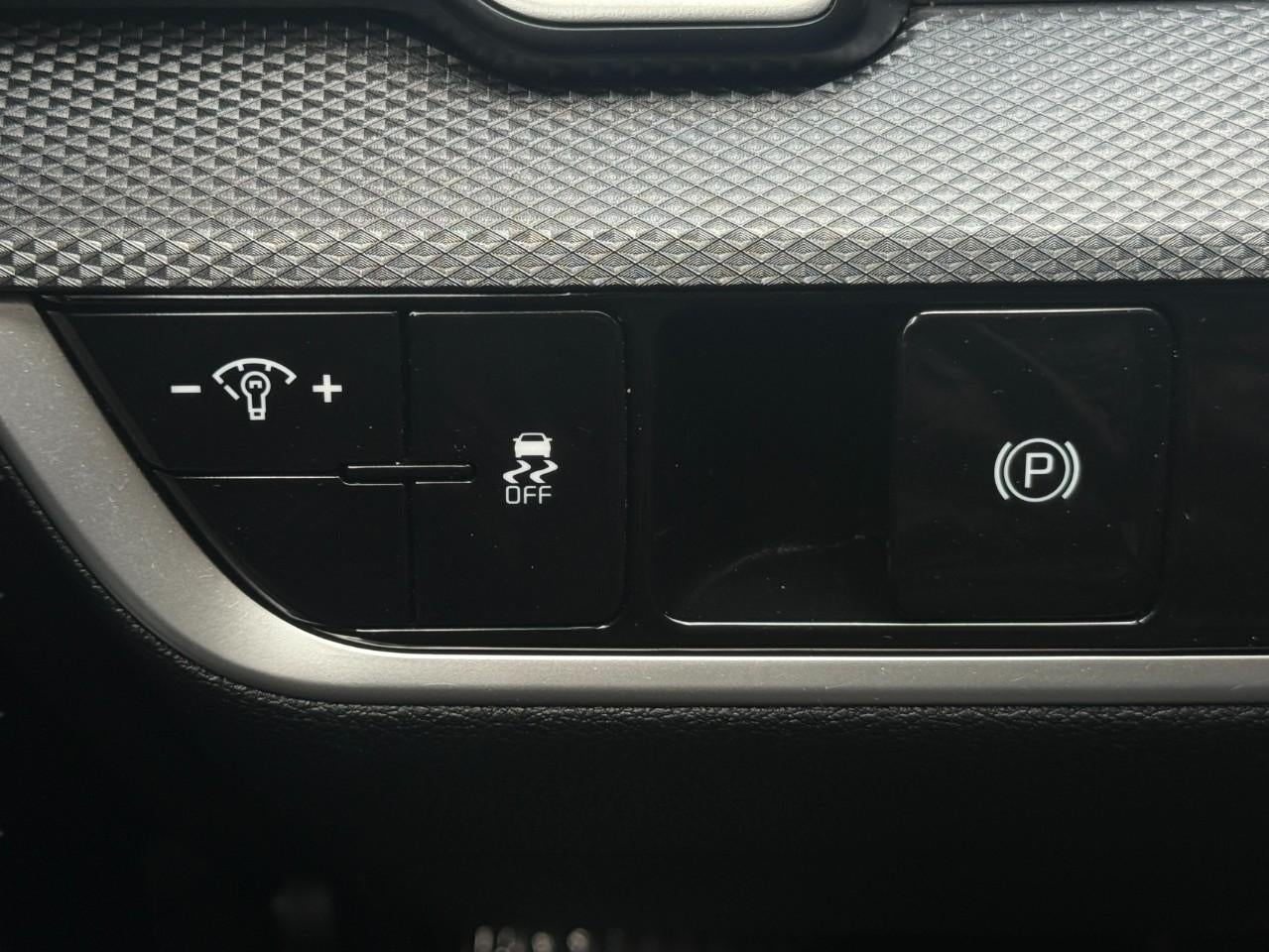 2025 Kia Sportage LX AWD