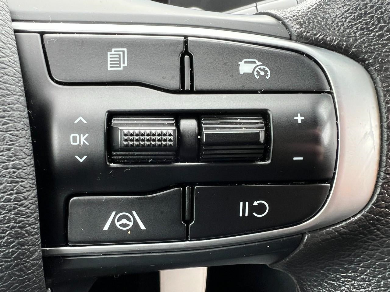 2025 Kia Sportage LX AWD