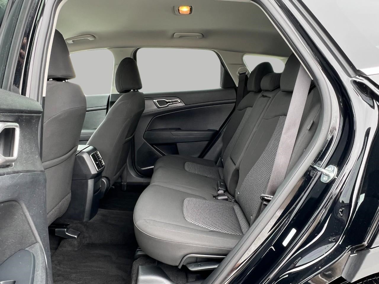 2025 Kia Sportage LX AWD