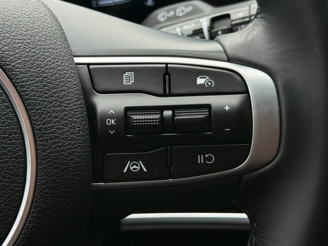 2025 Kia Sportage EX FWD