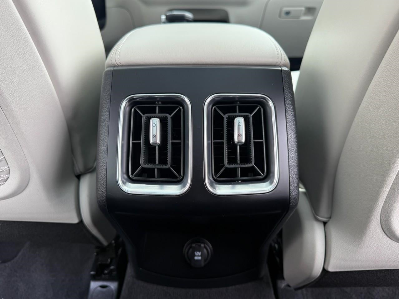 2025 Kia Sorento X-Line EX