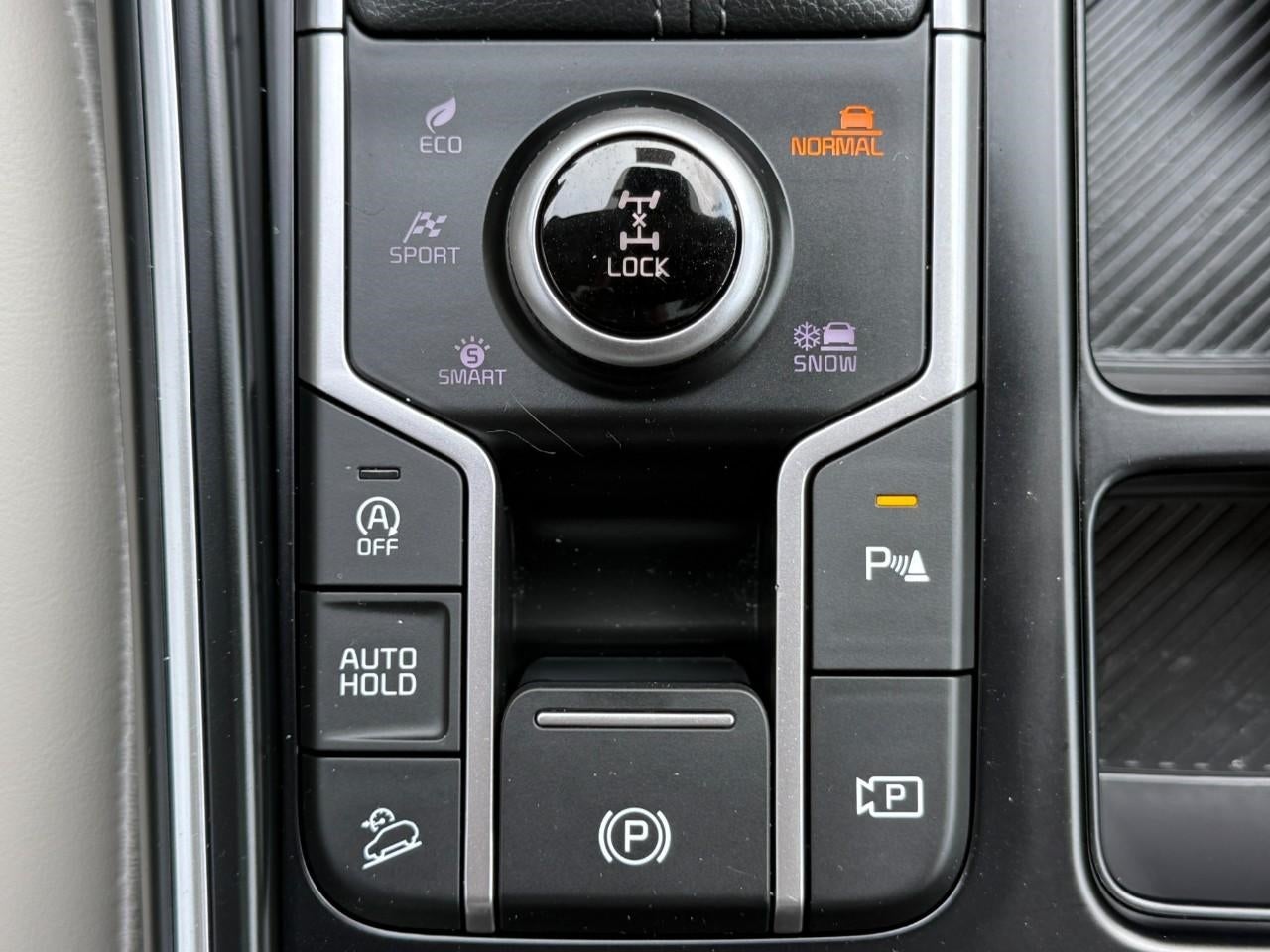 2025 Kia Sorento X-Line EX