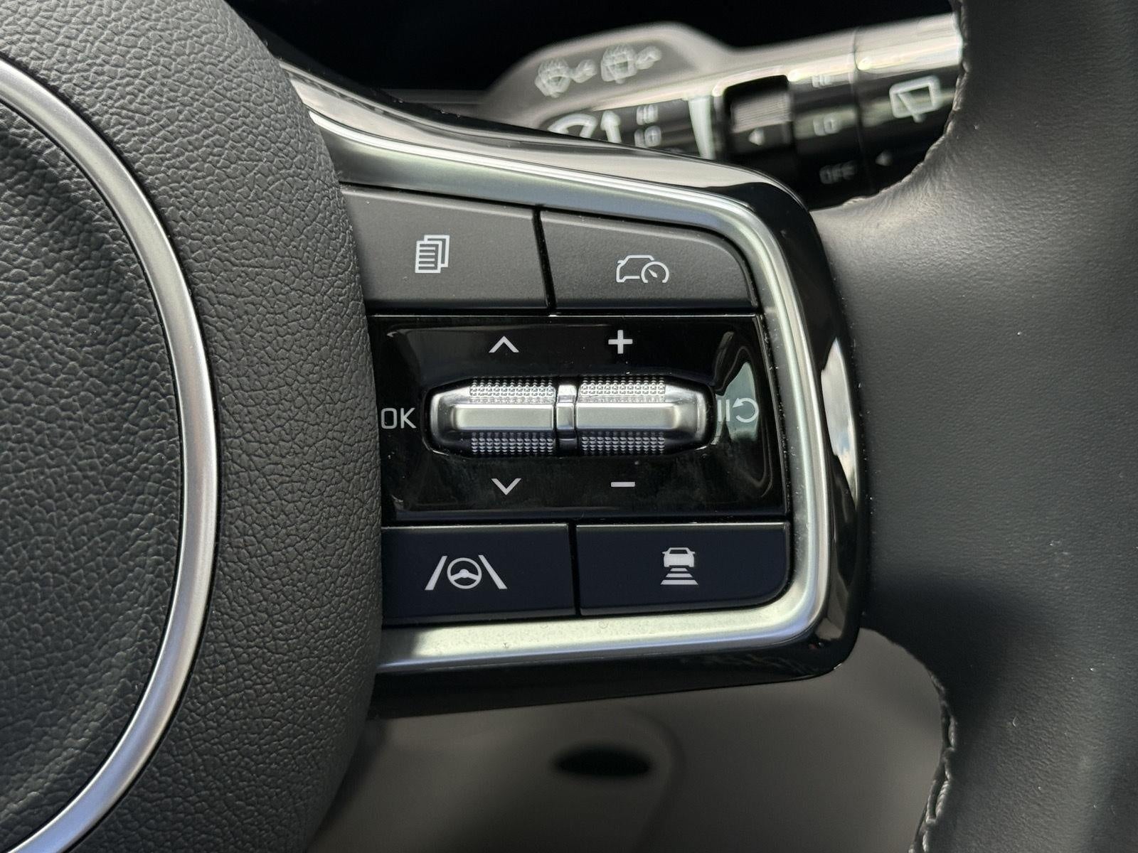 2025 Kia Sorento SX FWD