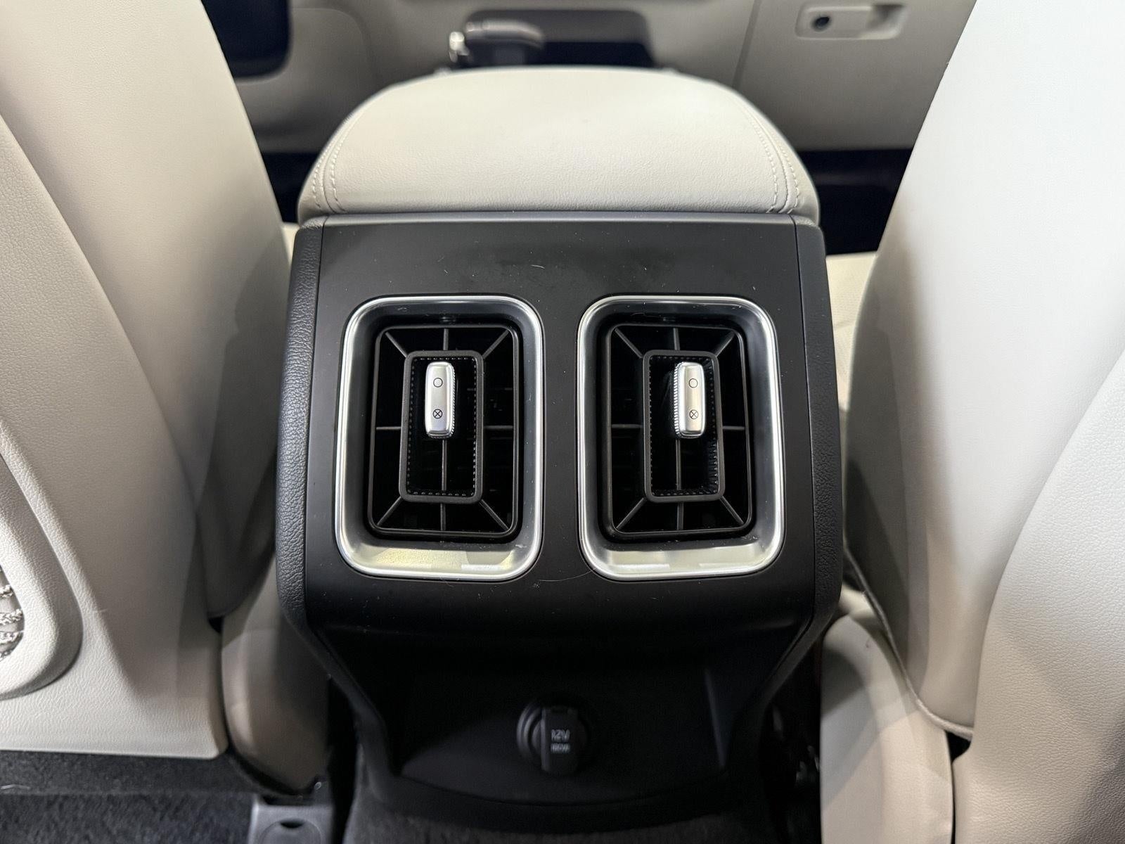 2024 Kia Sorento S FWD