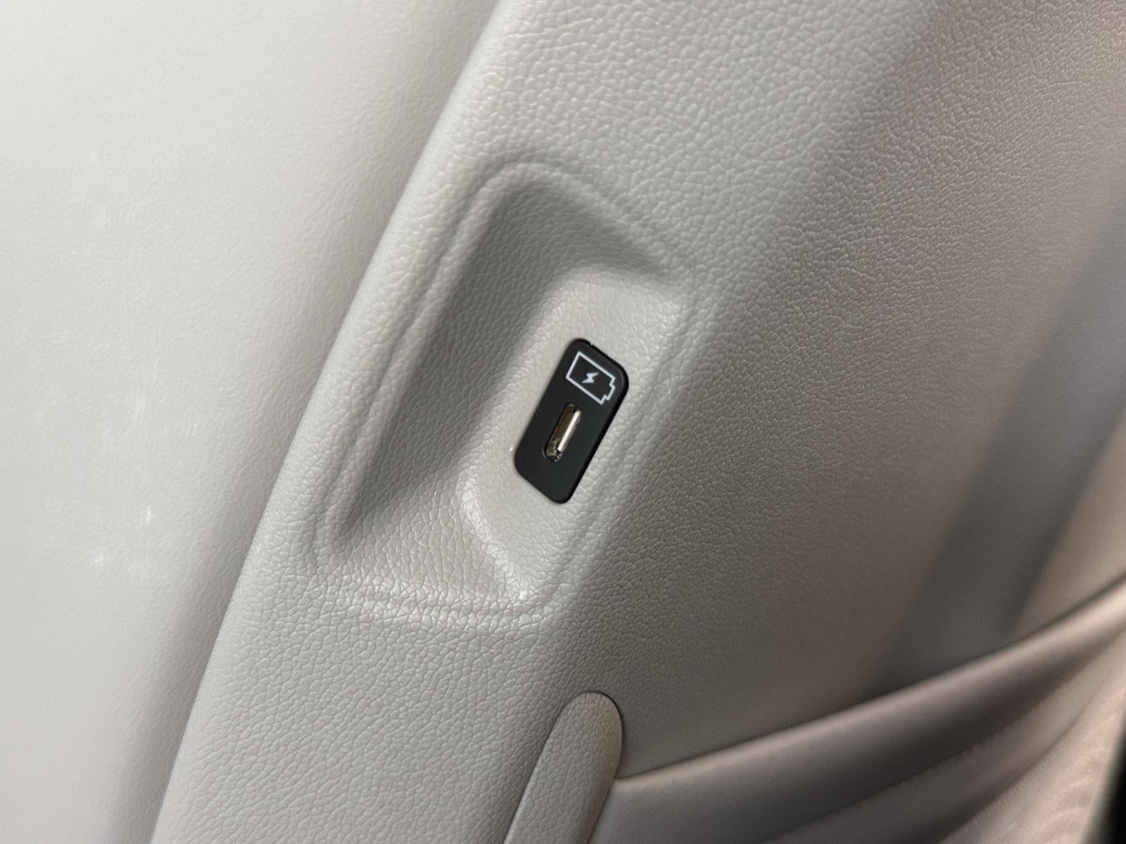 2024 Kia Sorento S FWD