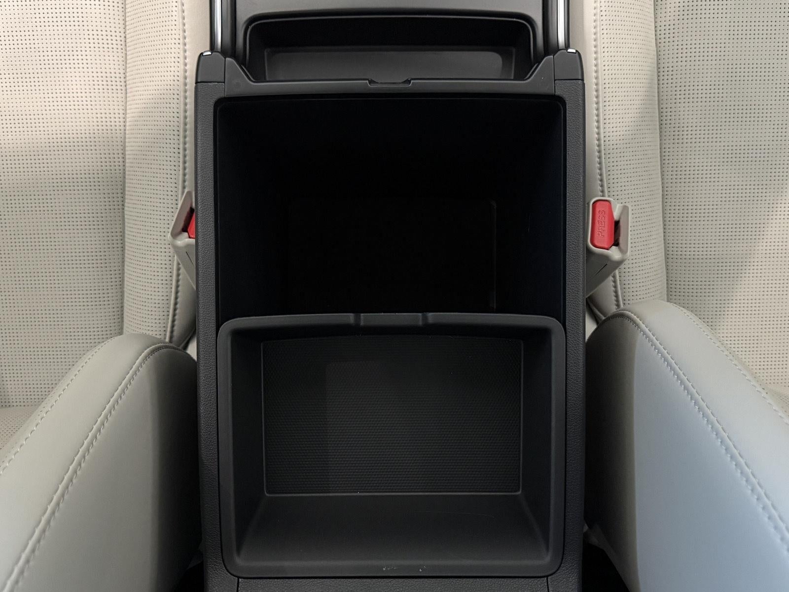 2024 Kia Sorento S FWD