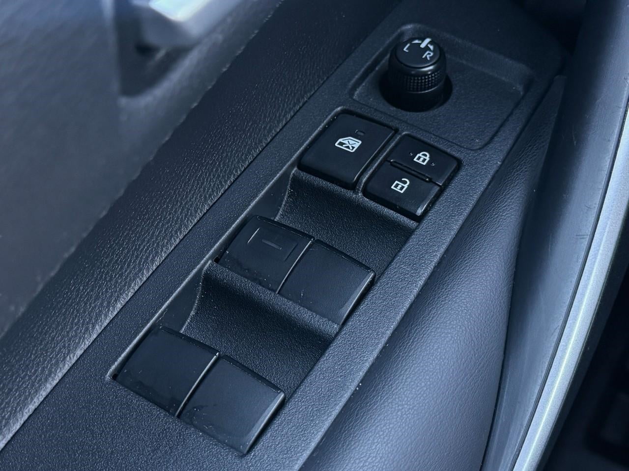 2020 Toyota Corolla SE CVT (Natl)